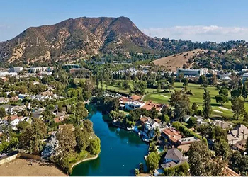 Toluca Lake